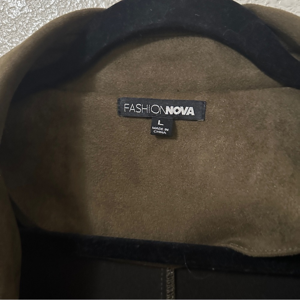 Fashion Nova Always‎ in the Go Faux Suede Jacket Olive Sz Large - Picture 6 of 11